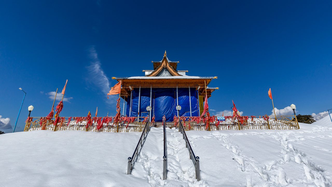 Trekking to Himalayan Heights