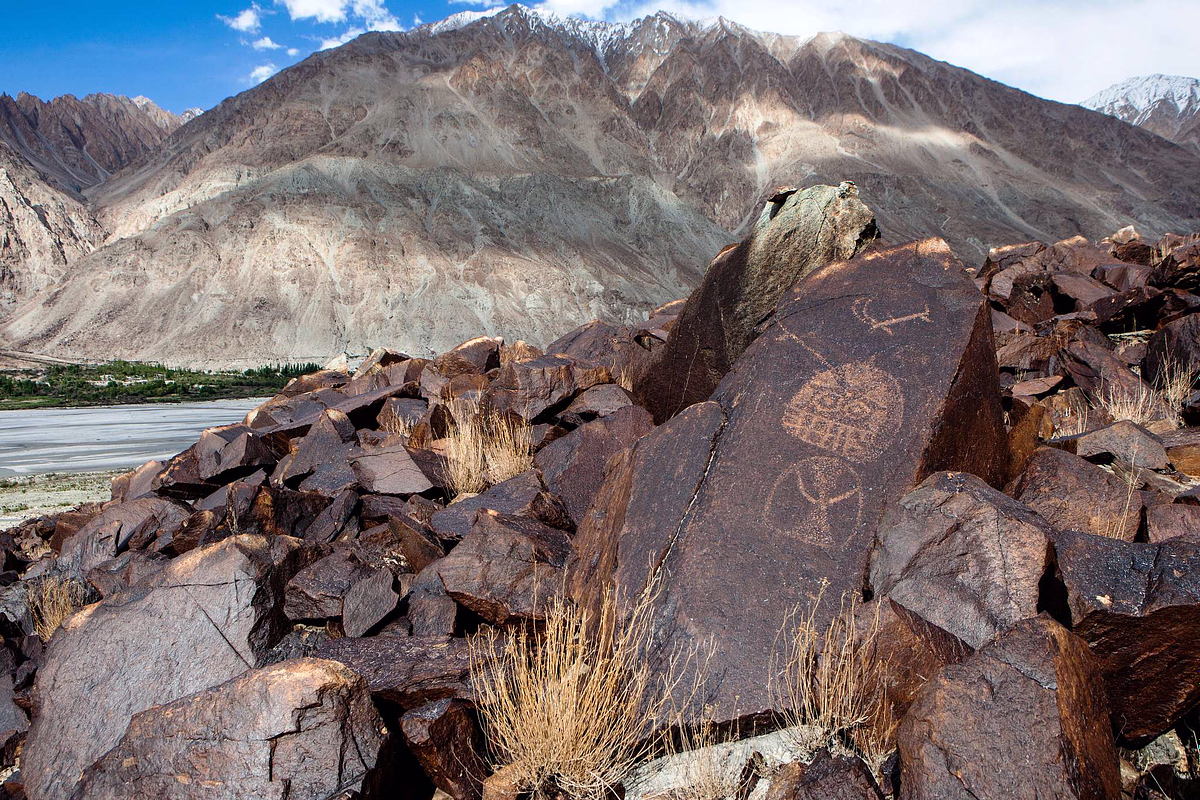 Stones That Speak and a Camel That Remembers
