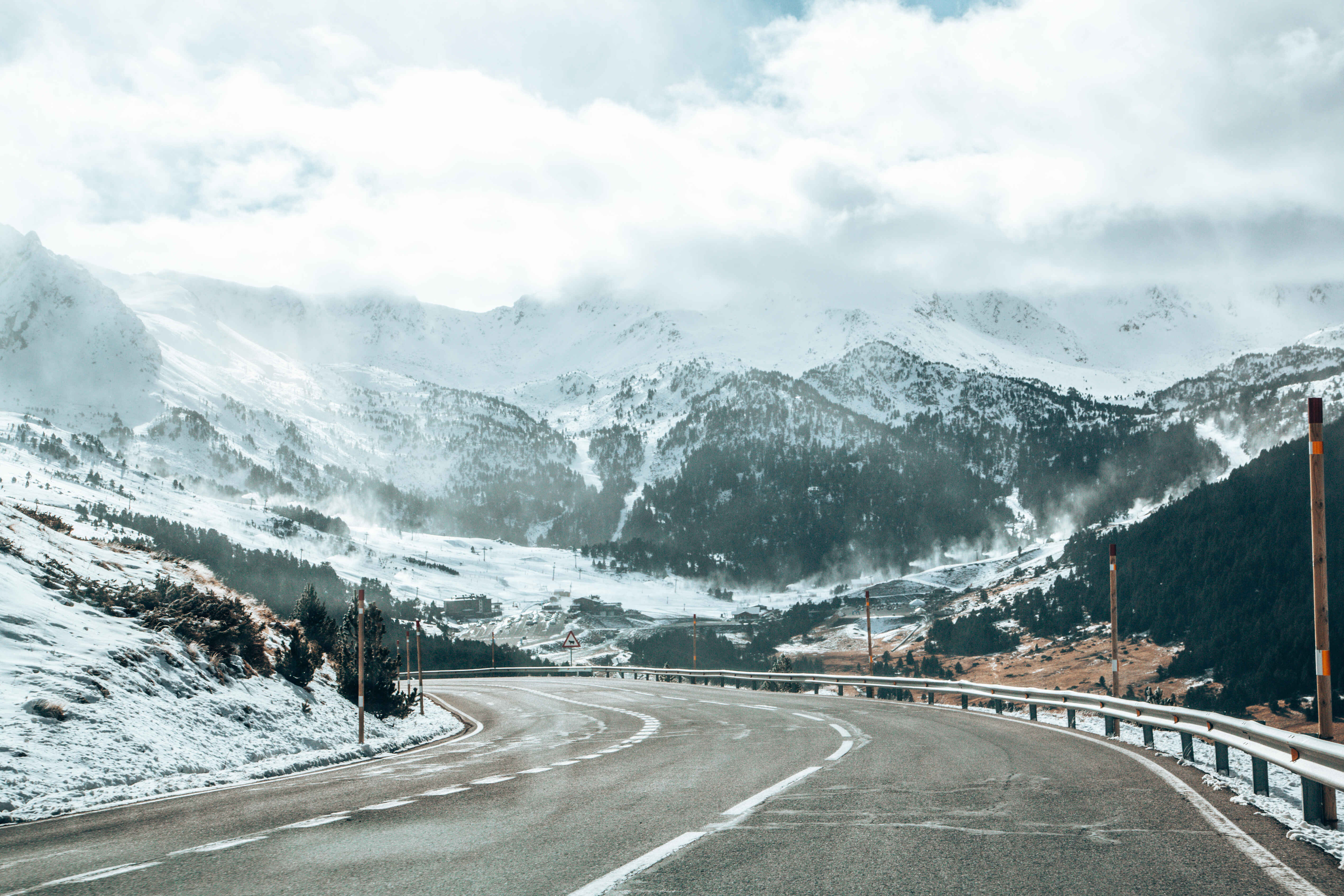 A Himalayan Drive through Monasteries, Moonlands & Mountain Villages